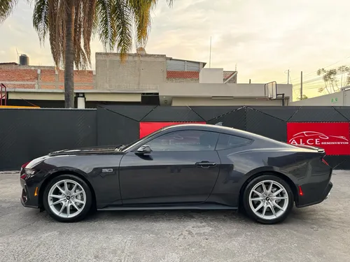 Ford Mustang 5.0l Gt V8 At