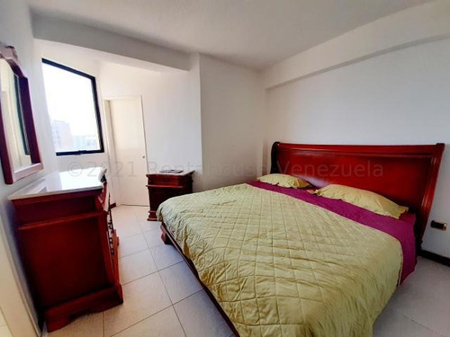 Imagen 7 de 11 de Alquiler Apartamento Amoblado El Milagro Maracaibo