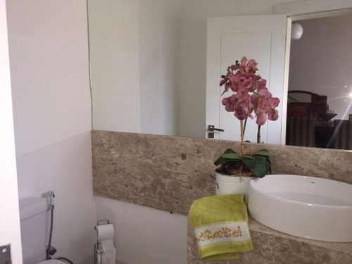 Casa Em Belém Novo Com 4 Dormitórios - Vz3906