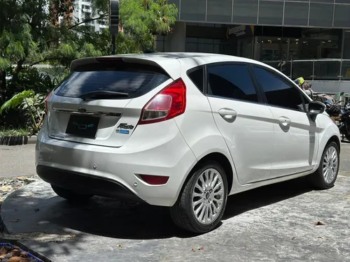 Ford Fiesta 1.6 Hatchback Titanium