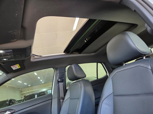 Volkswagen T-Cross 1.4 250 TSI TOTAL FLEX HIGHLINE AUTOMÁTICO