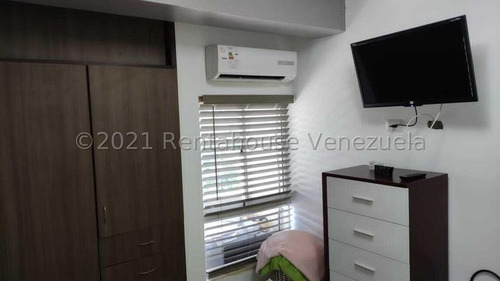 Imagen 10 de 14 de Gustavo Zavala Rentahouse 22-2817