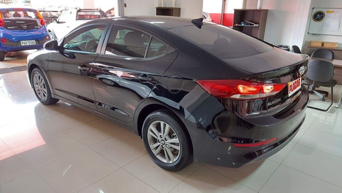 Hyundai Elantra Gls 2.0 16v, Pbl5785