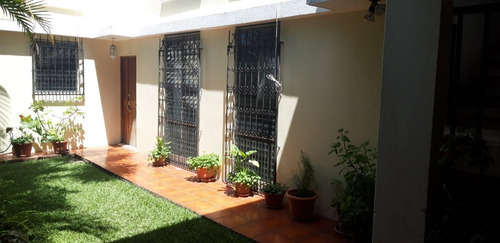 Imagen 1 de 6 de Apartamento Amueblado En Renta Zona 12 Col. Javier Renta