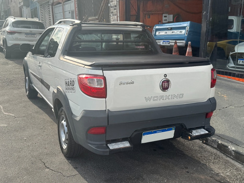 Fiat Strada 1.4 Hard Working Cab. Dupla Flex 3p