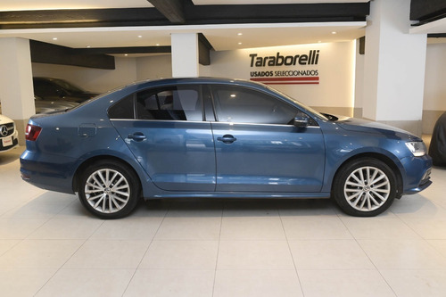 Imagen 7 de 17 de Vento 1.4tsi Bm Tech Fer