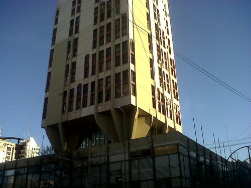 Bº Centro: Depto Funcional De Un Dormitorio Cerca De La Peatonal !!