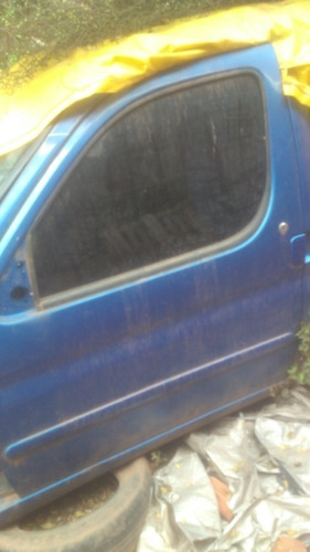 Imagem 1 de 2 de Vendo Par De Portas Citroen Berlingo