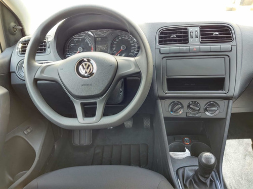 Imagen 11 de 15 de Volkswagen Vento 2021 1.6 Starline Mt (sin Radio)