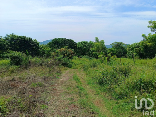 Venta Terreno 0 Ambiente Dos De Abril (montepío Chiquito)