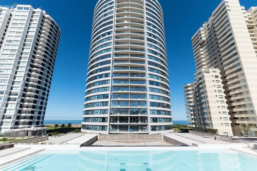 Apartamento En Alquiler, Torre Lobos, Punta Del Este, Playa Brava.