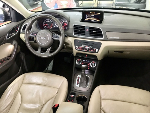 Imagem 12 de 15 de Audi - Q3 2.0 Tfsi Ambiente S-tronic Quatto