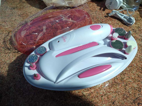 Máquina Depiladora Láser Philips Y Set De Manicura