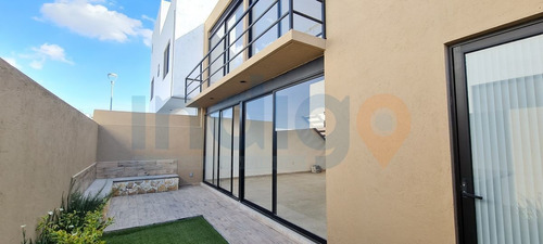 Casa En Venta En Zibata (acacia) Finos Acabados Oportunid