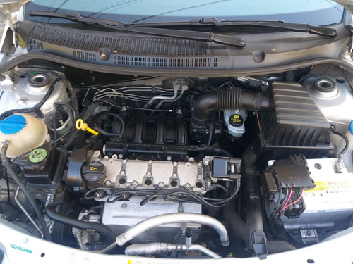 Volkswagen Gol Trend 1.6 Highline 101cv 2015