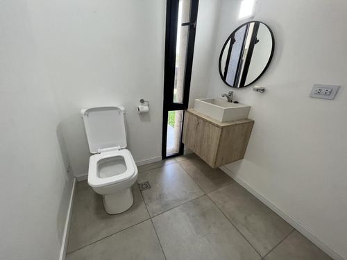 Imagen 24 de 30 de Venta Casa En Funes Town A Estrenar