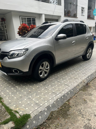 Renault Stepway 1.6 Expression / Zen