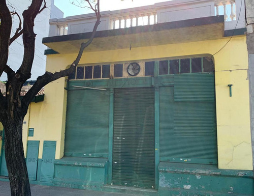 Retasado: Propiedad En Floresta (se Acepta Permuta)