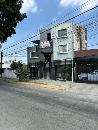 Casa En Venta En Los Arcos En Guadalajara, Jalisco