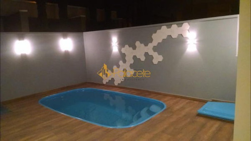 Imagem 2 de 14 de Casa Em Condomínio Com 3 Quartos - 637321-v