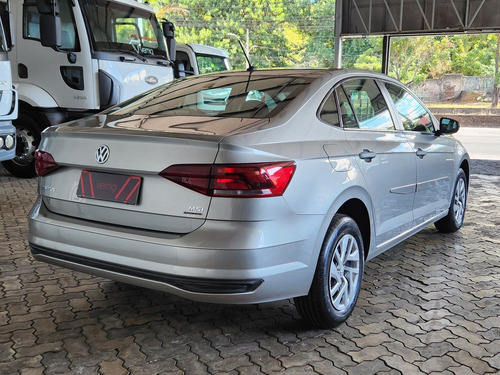 Volkswagen Virtus 1.6 MSI TOTAL FLEX AUTOMÁTICO