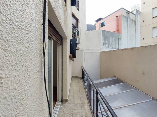 Imagen 4 de 20 de Departamento 2 Ambientes Con Balcón Y Patio, Apto Profesional, Con Baulera En Chacarita