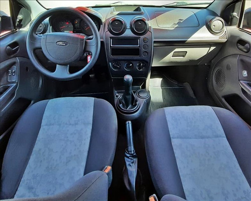 Imagem 4 de 9 de Ford Fiesta Fiesta 1.6 Mpi Sedan 8v Flex 4p Manual 2008