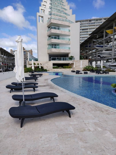 Imagen 9 de 9 de Re/max. Iris Hernandez. Vende Apartamento (259m2). Tucacas. Falcon. Codigo 10985