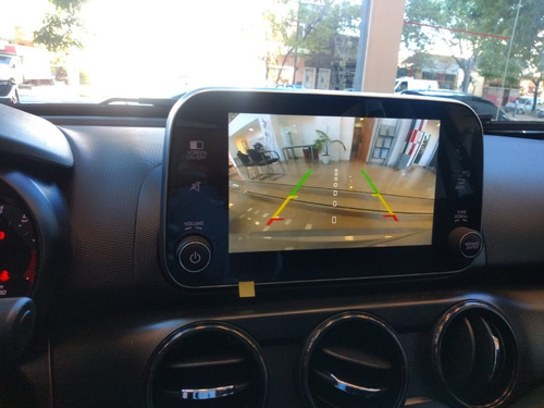 Imagen 7 de 25 de Cronos Drive 1.3 Pack Conectividad 2022 0km