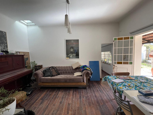 Venta - Casa Planta Baja - B° Arguello Sobre Av. Rafael Nuñez