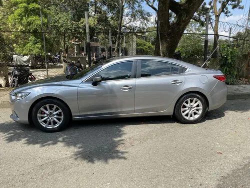 Mazda 6 2.0 Skyactiv At 4x2 2014