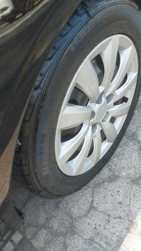Imagem 13 de 15 de Volkswagen Fox 2010 1.0 Vht Total Flex 3p