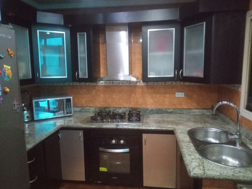 Townhouse Amoblado En San Diego Valencia(rotcv) 2