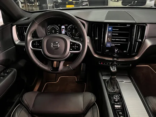 Volvo XC60 2.0 T5 Awd R-design