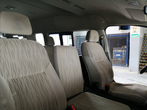 Nissan Urvan 2.5 15 Pas Amplia Aa Mt