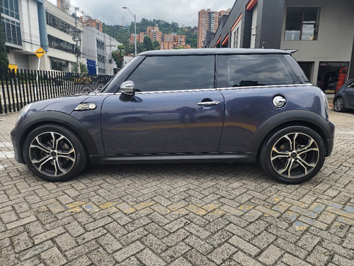 Mini Cooper S R56 Turbo Automático