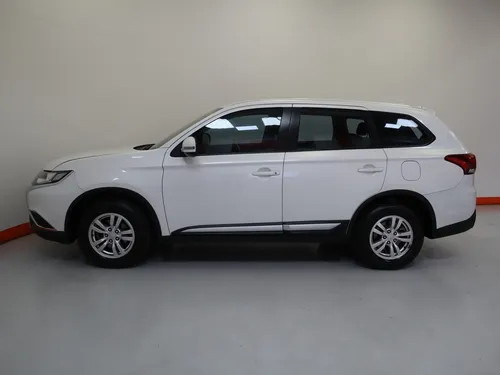 Mitsubishi Outlander Kaiteki Cvt Lx 2.4 At 4x4 7psj