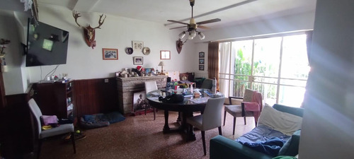 Casa En Venta En La Plata