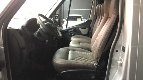 Imagem 9 de 13 de Renault Master 2.3 Dci Executive 16l Longo