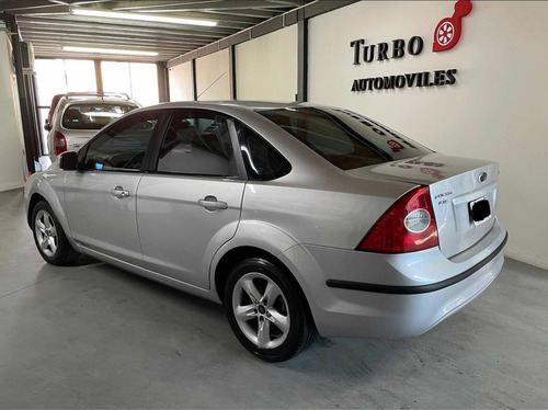 Imagen 6 de 10 de Ford Focus Exe Trend Sedan