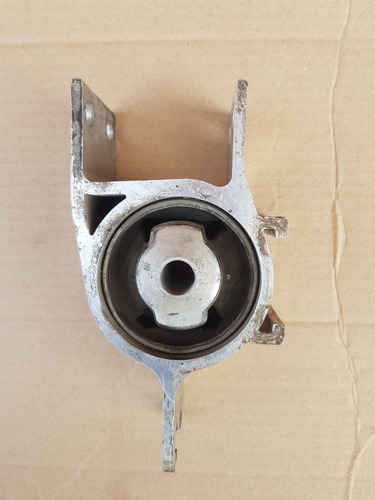 Buje De Horquilla Izquierda Mercedes A180 2013-2015 Original