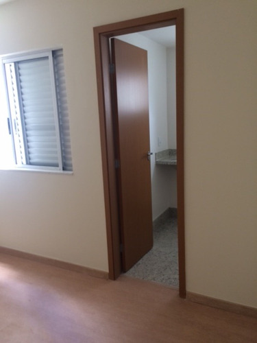 Imagem 15 de 16 de Excelente Apto No Bairro Gutierrez!!! - 3500