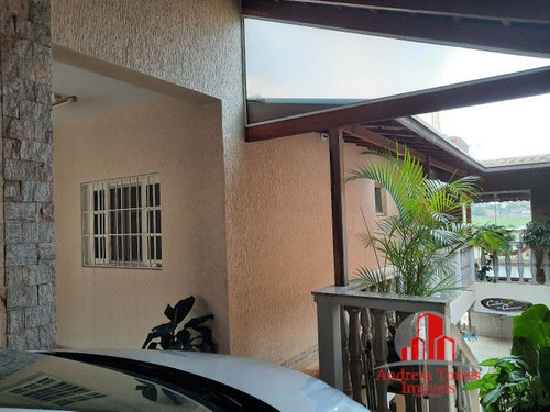 Casa À Venda No Bairro Granjas Panorama - Taubaté/sp - 815