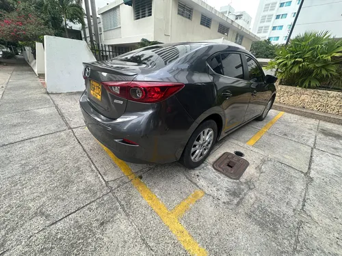 Mazda 3 2.0 Touring At