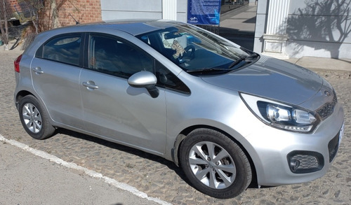 Imagen 6 de 7 de Kia Rio Full