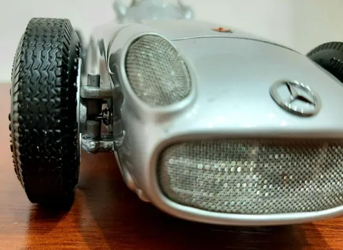 Mercedes Benz W196 Silberpfeilmonoposto 1/18 Cmc Gris Mercedes Benz W196 Silberpfeilmonoposto 1/18 Cmc Gris
