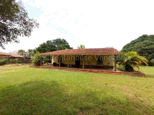 Terreno En Venta Para La Recreacion De Tu Familia Y Al Mismo Tiempo Estar En Contacto Con La Naturaleza, Terreno De 3241,60 Mtrs Ymp Casa De Campo De 400mtrs Aprox. Sabana Del Medio Libertador 24-4865