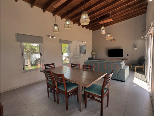 Casa En Venta En Pinamar - Icaro 1340