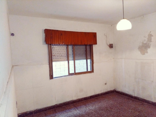 Imagen 17 de 26 de Venta De Casa De 4 Ambientes + Local En Merlo