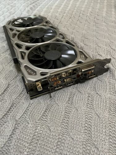 Tarjeta Video Evga Geforce Gtx1080 Ti 11gb Founders Edition (Usado)